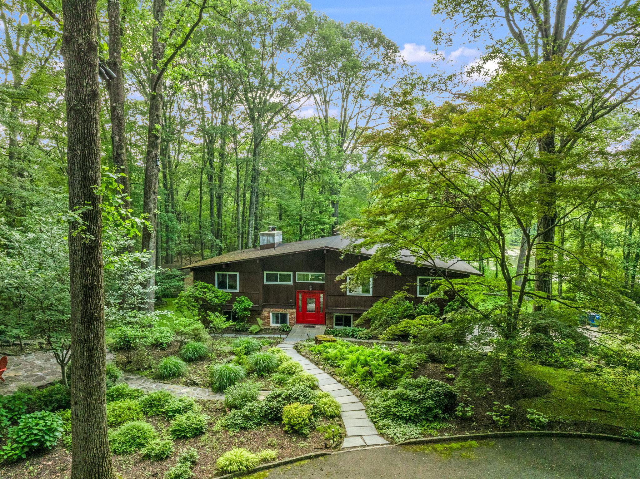 Single Family Mount Airy  Westchester County, NY 10520, MLS-877103-31