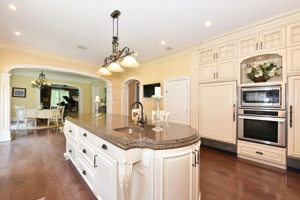 Single Family Stewart Nassau County, NY 11791, MLS-877149-15