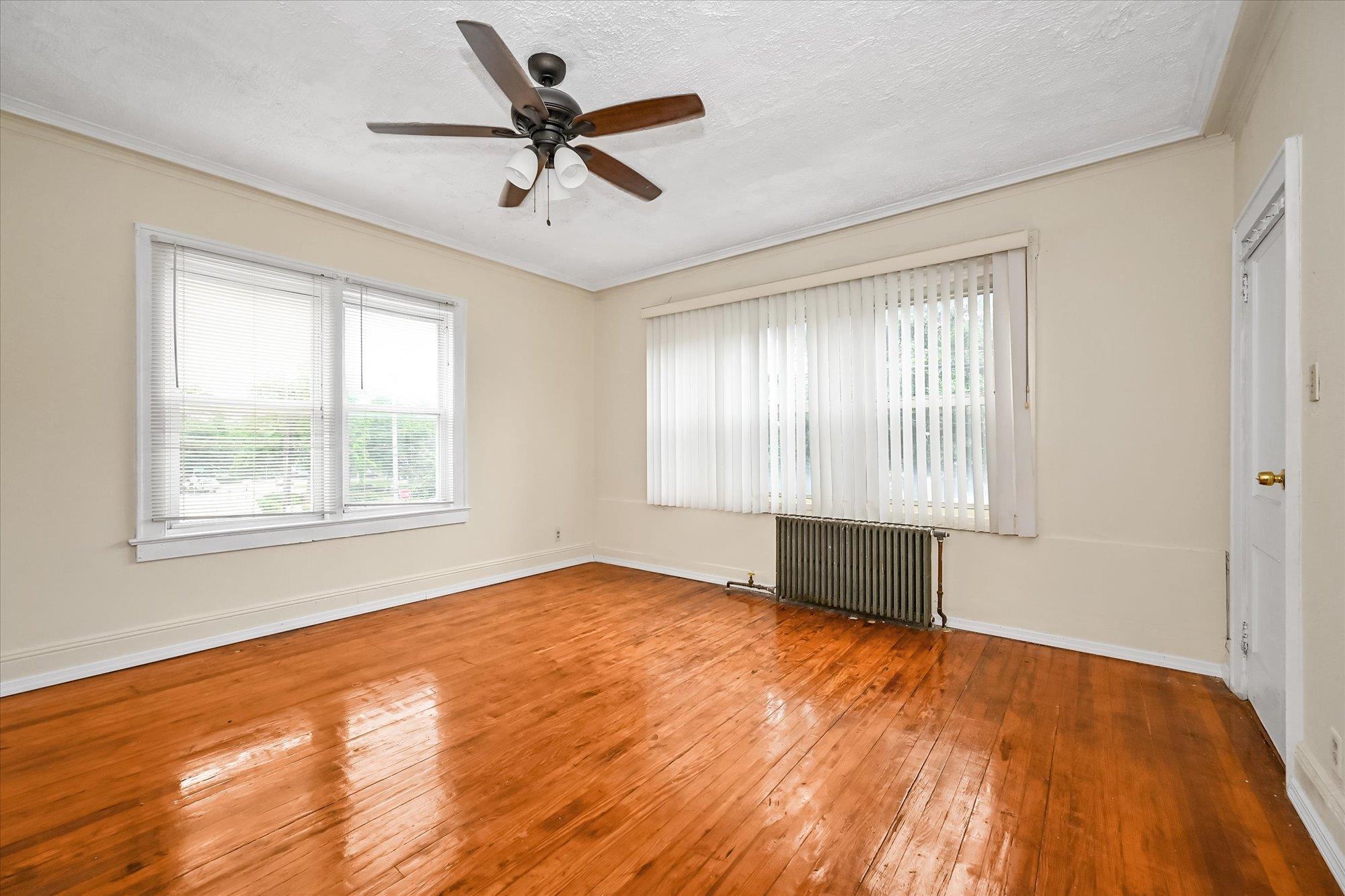 Single Family 101st Queens, NY 11369, MLS-877154-14