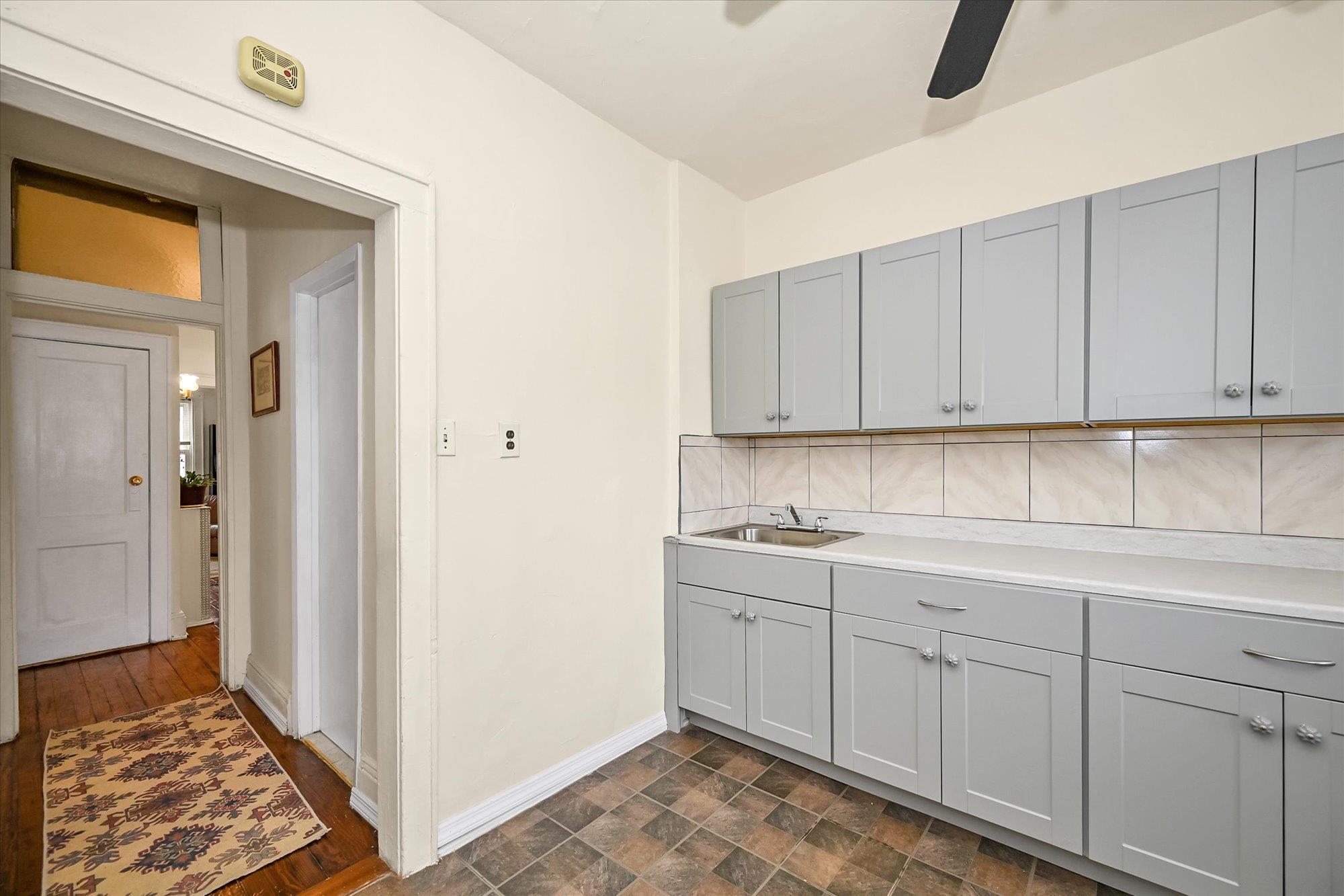 Single Family 101st Queens, NY 11369, MLS-877154-17