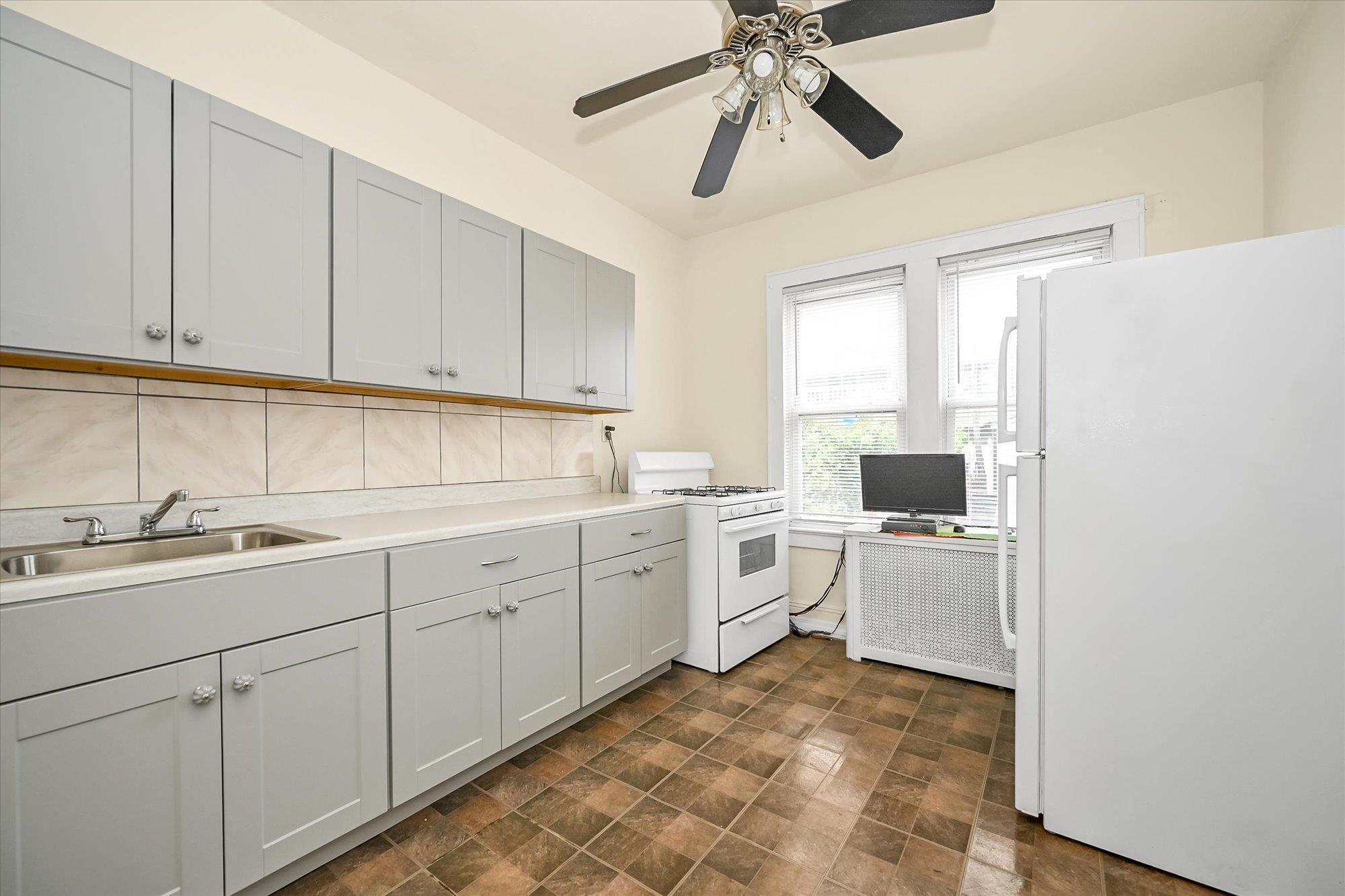 Single Family 101st Queens, NY 11369, MLS-877154-18