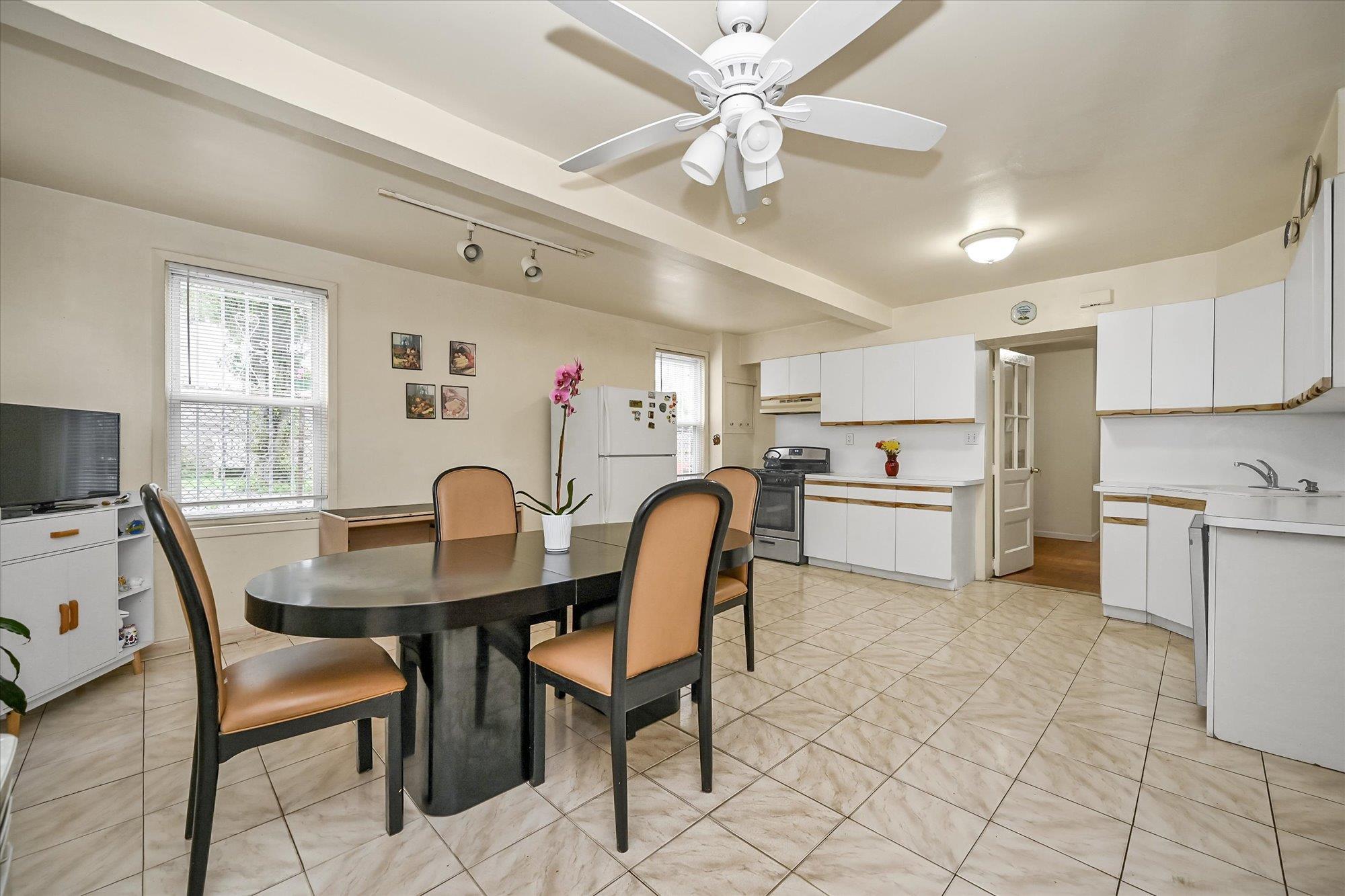 Single Family 101st Queens, NY 11369, MLS-877154-7