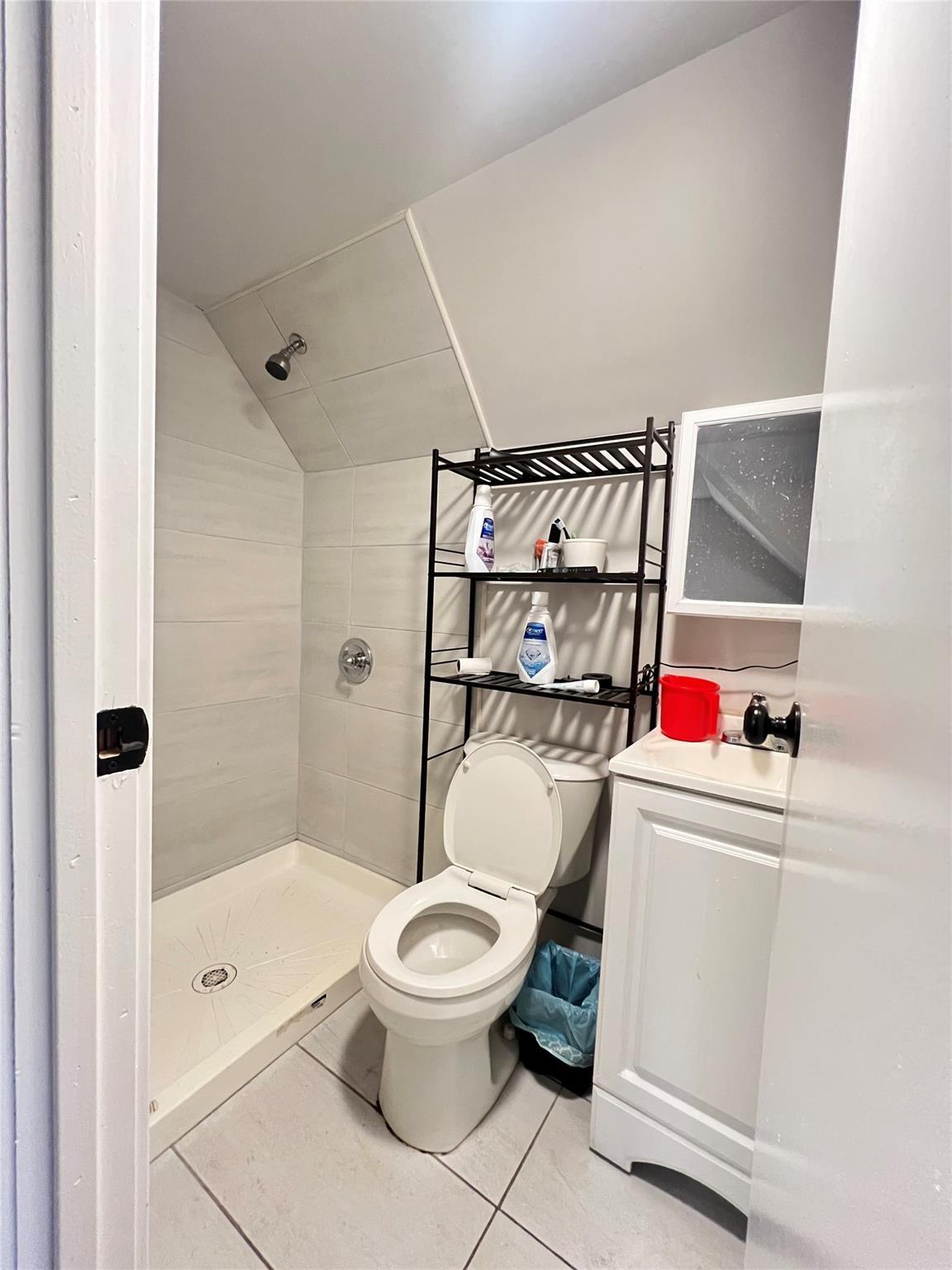 Single Family Zerega  Bronx, NY 10462, MLS-877156-30