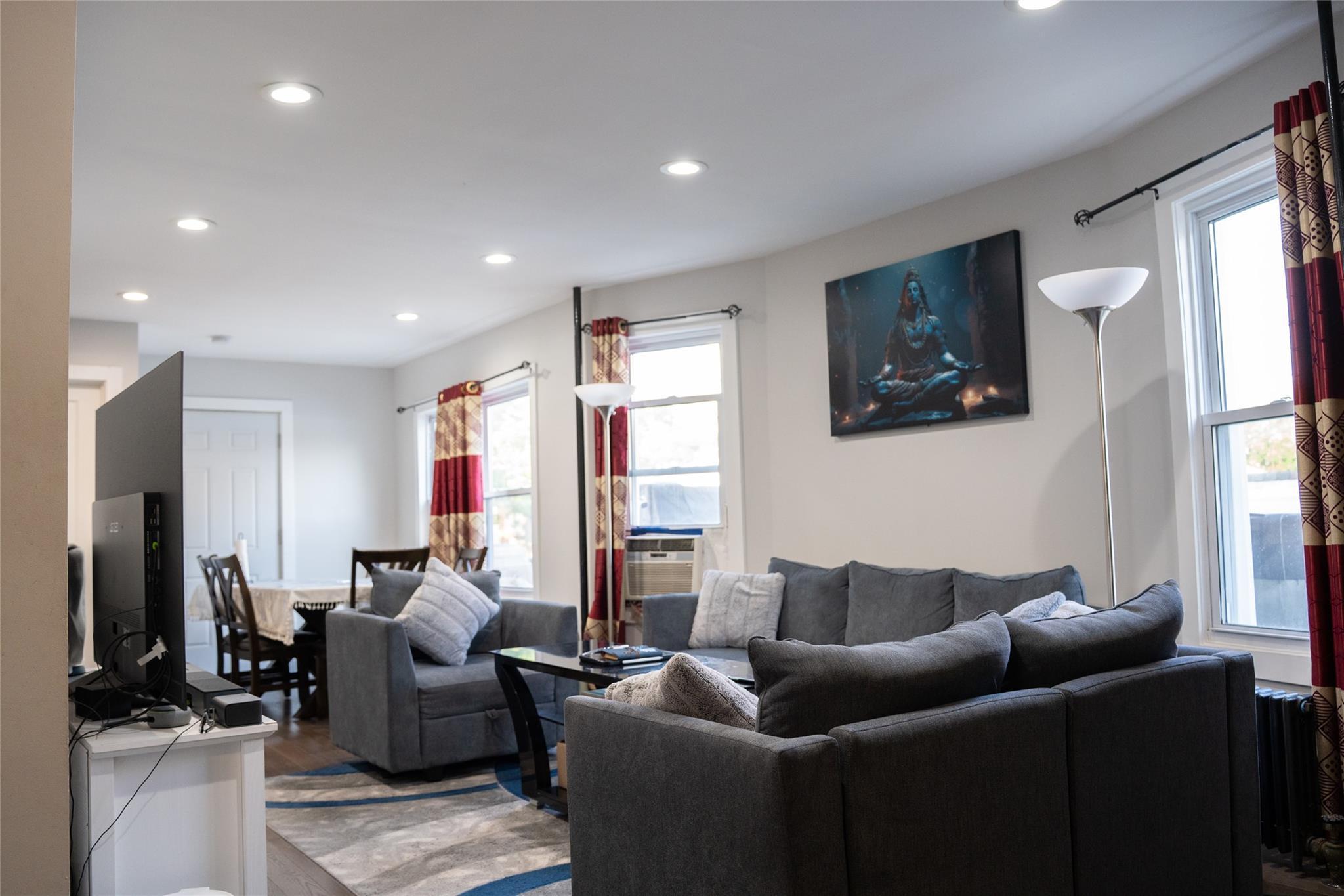 Single Family Zerega  Bronx, NY 10462, MLS-877156-5