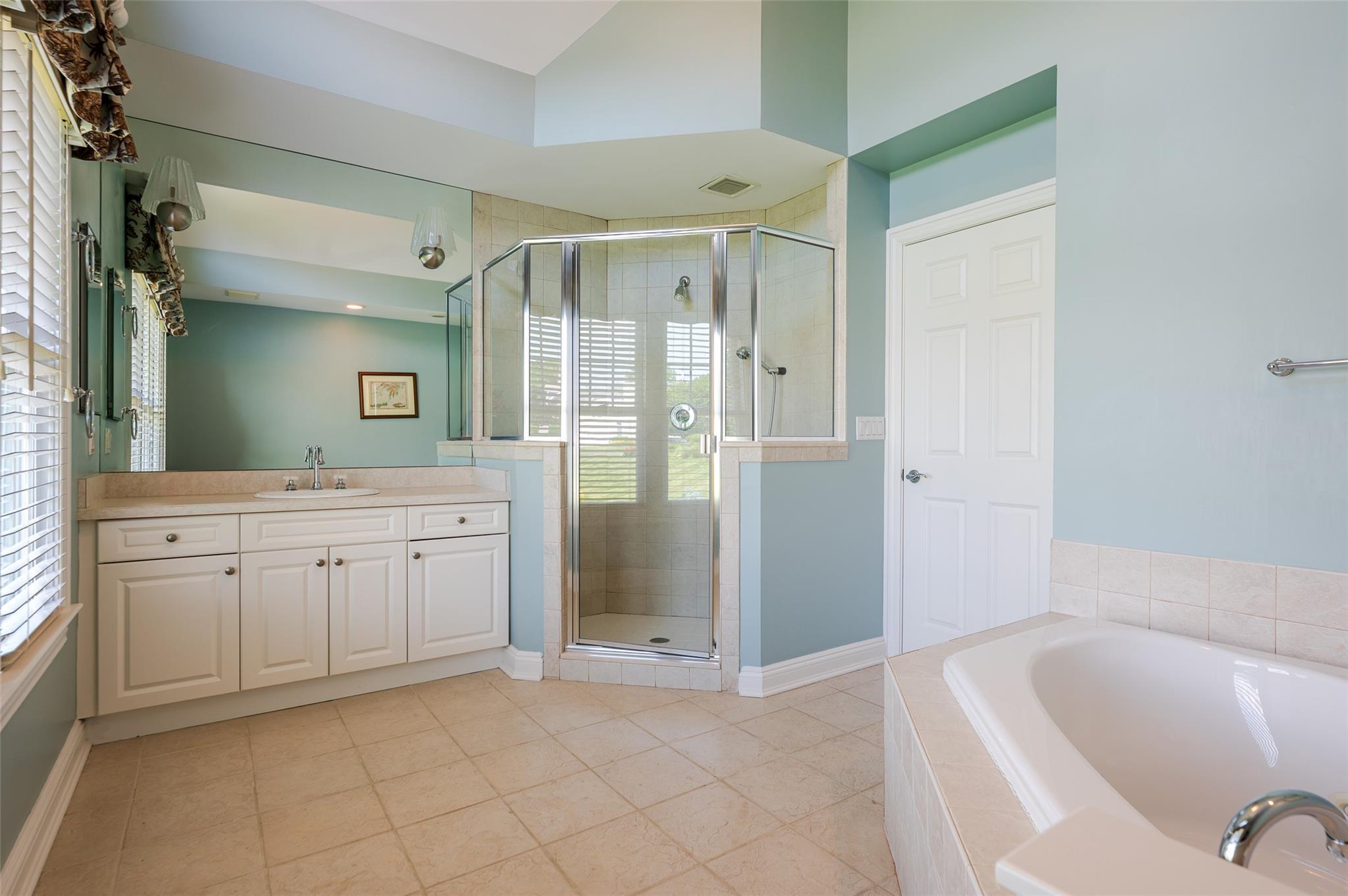 Single Family Pembroke  Nassau County, NY 11542, MLS-877164-28