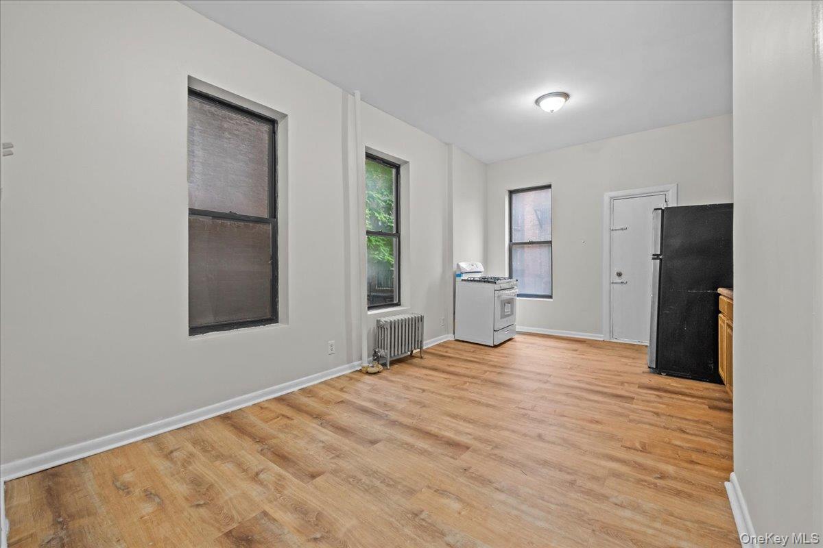 Coop 81  Manhattan, NY 10024, MLS-877191-12
