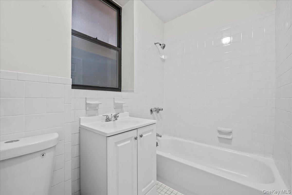 Coop 81  Manhattan, NY 10024, MLS-877191-7