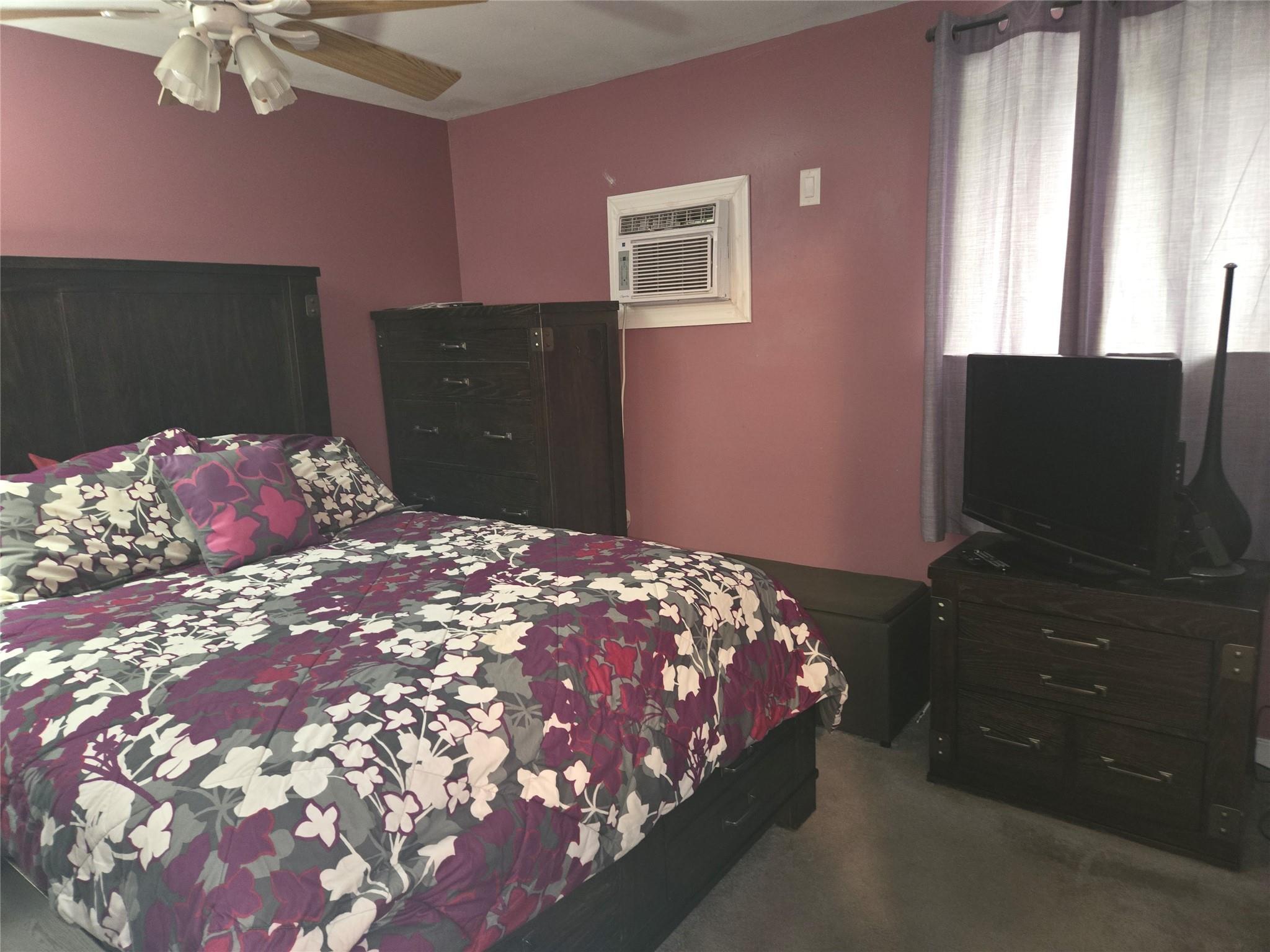 Single Family Heather  Suffolk County, NY 11763, MLS-877194-22