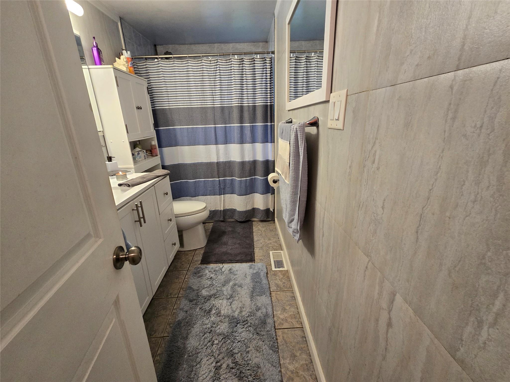 Single Family Heather  Suffolk County, NY 11763, MLS-877194-9