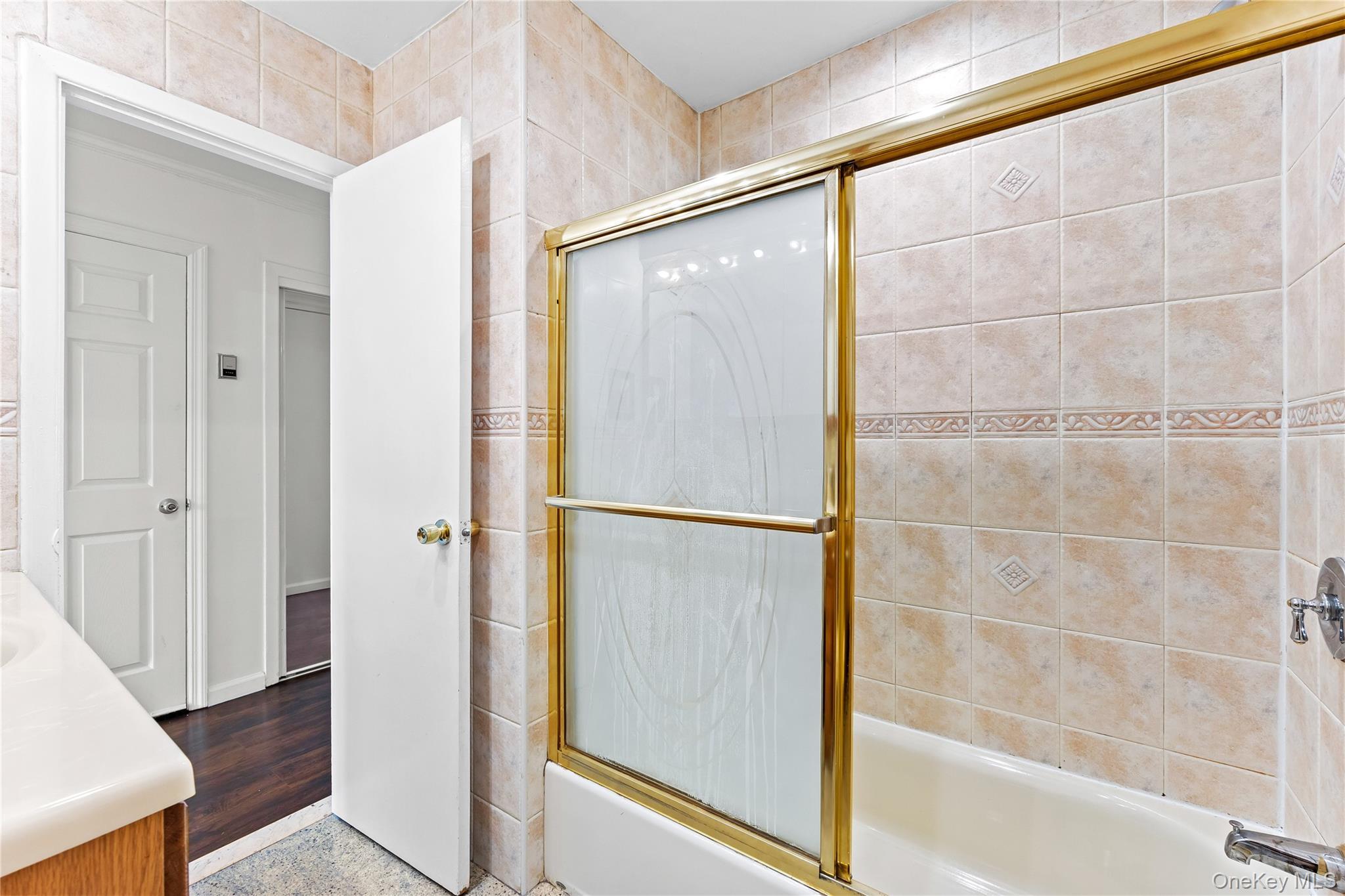 Single Family 117  Queens, NY 11356, MLS-877264-11