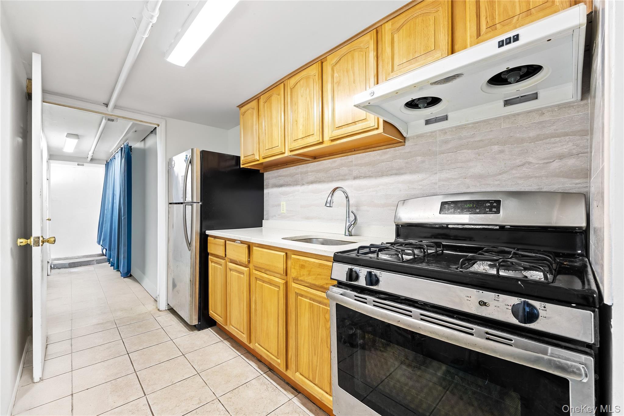 Single Family 117  Queens, NY 11356, MLS-877264-17