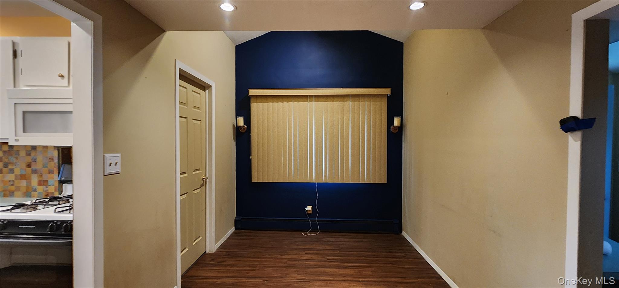 Single Family Gooseberry  Suffolk County, NY 11951, MLS-877269-11