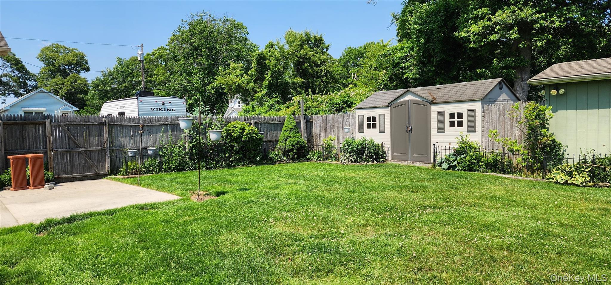 Single Family Gooseberry  Suffolk County, NY 11951, MLS-877269-26