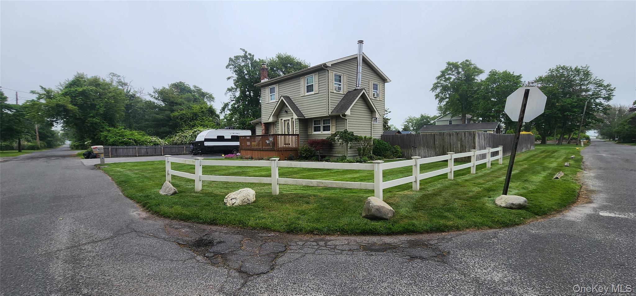 Single Family Gooseberry  Suffolk County, NY 11951, MLS-877269-29