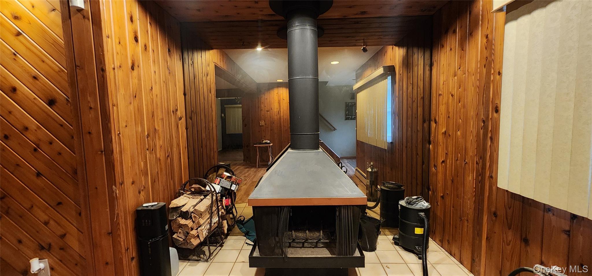 Single Family Gooseberry  Suffolk County, NY 11951, MLS-877269-7