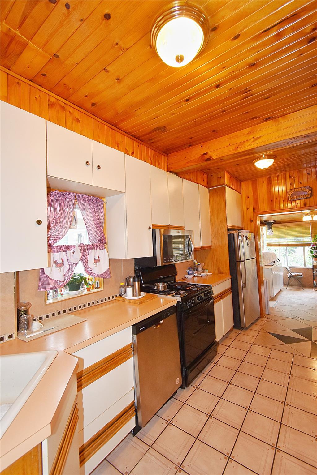 Single Family Westchester Westchester County, NY 10552, MLS-877294-5