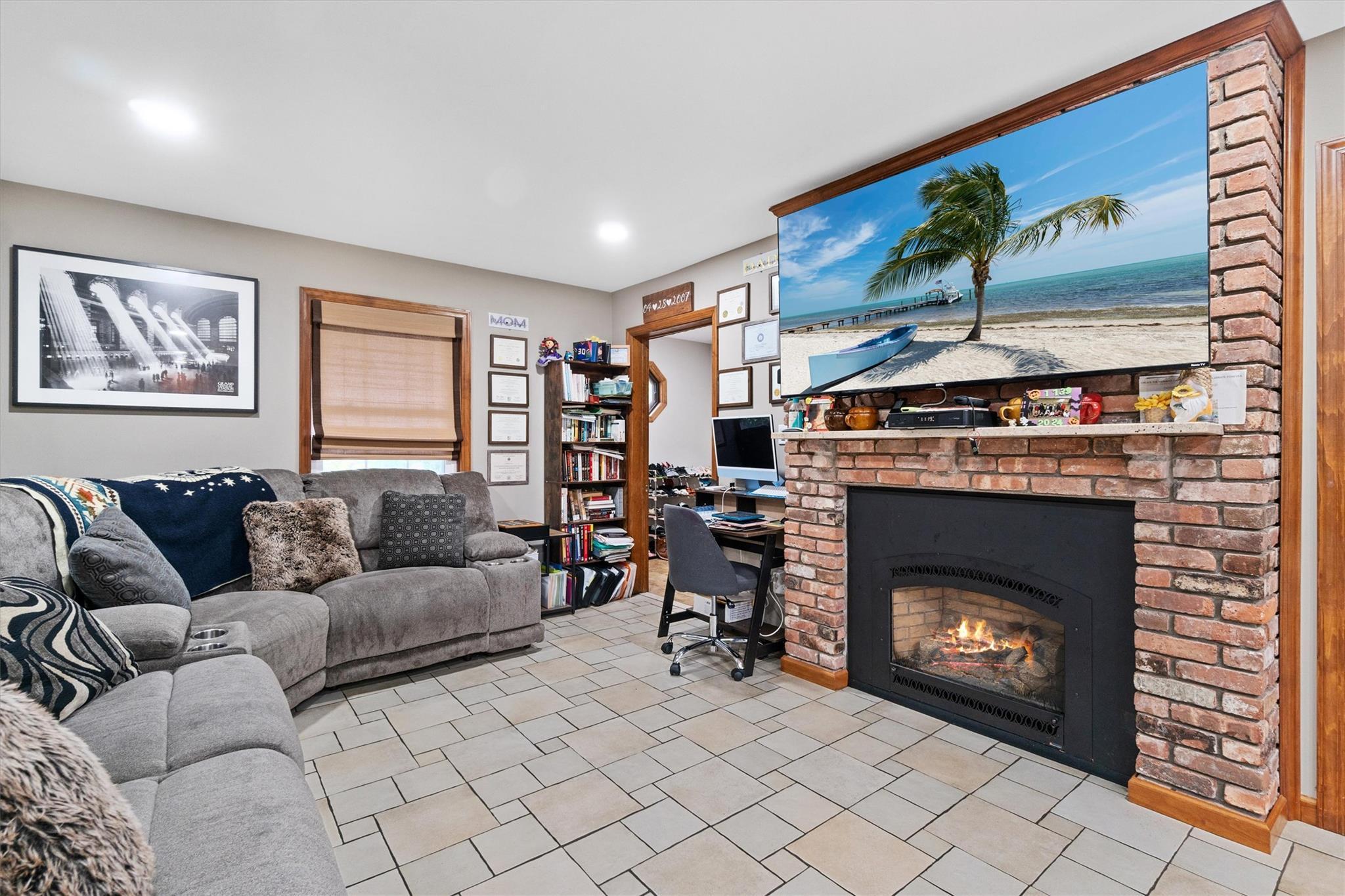 Single Family Schnabl  Dutchess County, NY 12590, MLS-877297-17