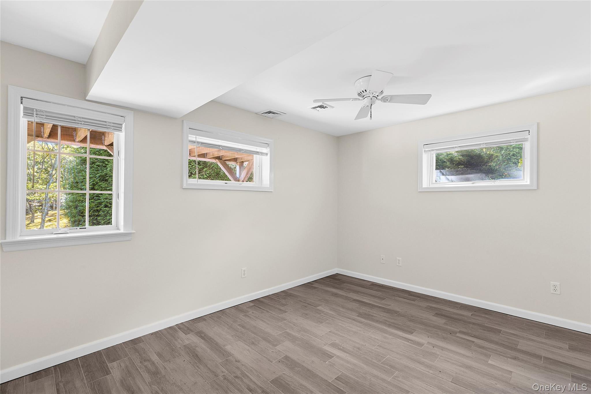 Single Family Old Trail  Suffolk County, NY 11976, MLS-877316-26