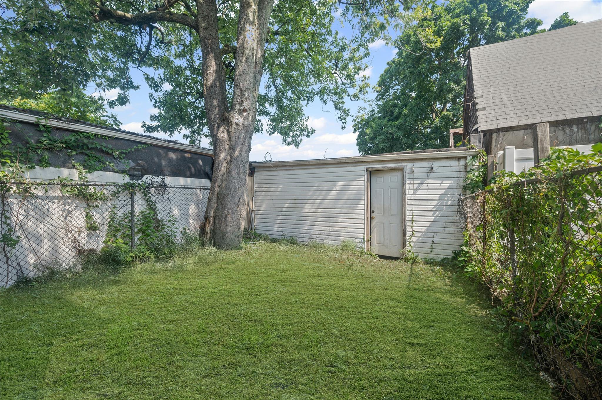 Single Family Sutter  Queens, NY 11420, MLS-877322-21