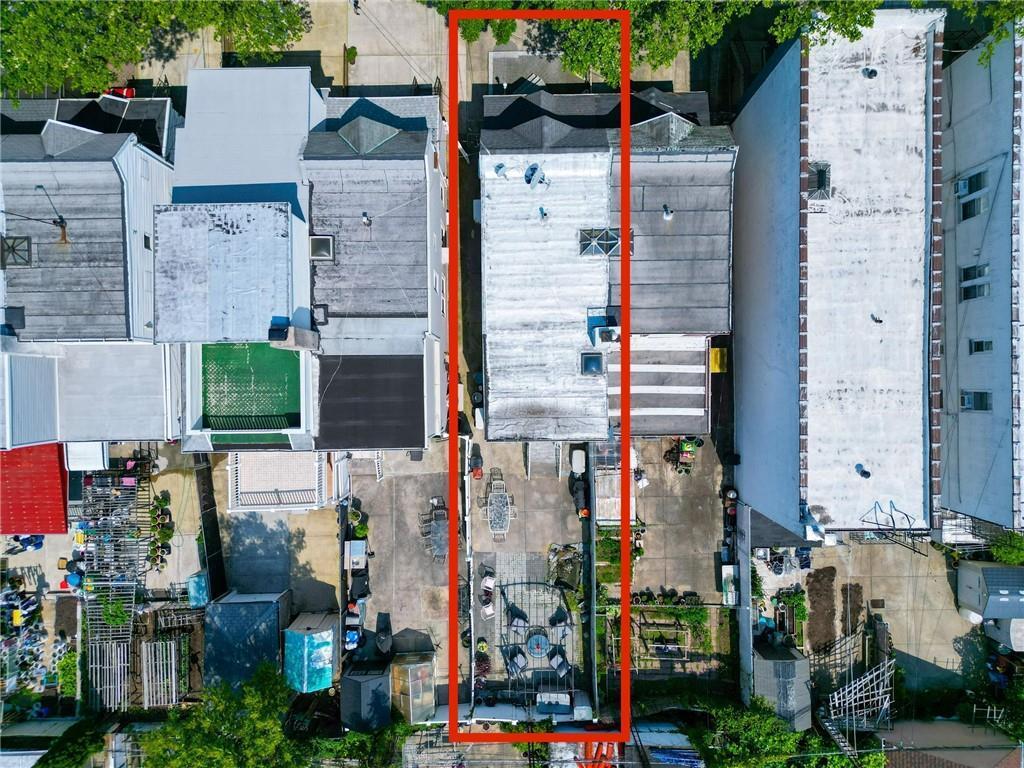 Single Family 10th  Brooklyn, NY 11223, MLS-877328-34