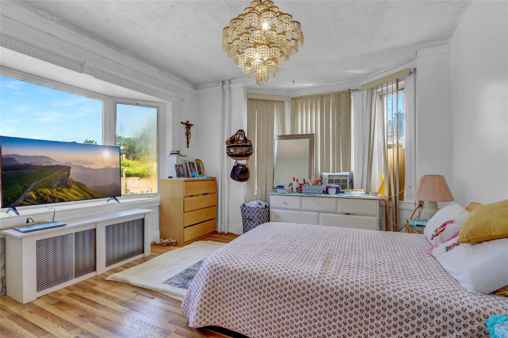 Single Family 33rd  Queens, NY 11354, MLS-877335-12