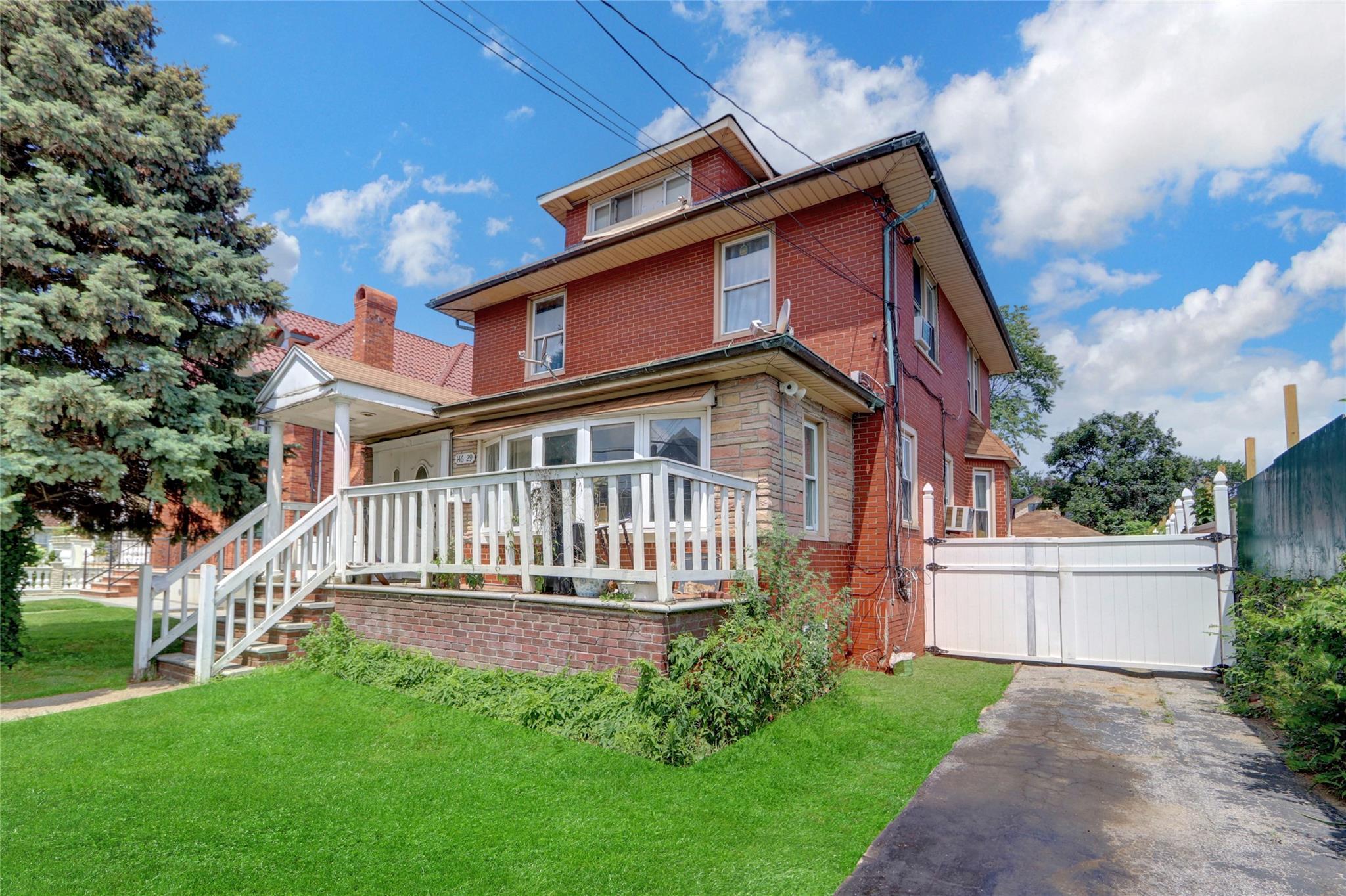 Single Family 33rd  Queens, NY 11354, MLS-877335-2