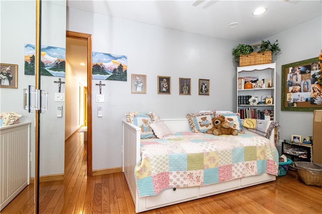 Single Family Narrows  Brooklyn, NY 11209, MLS-877342-18