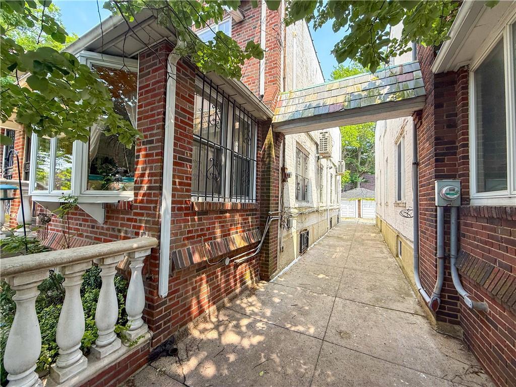 Single Family Narrows  Brooklyn, NY 11209, MLS-877342-2