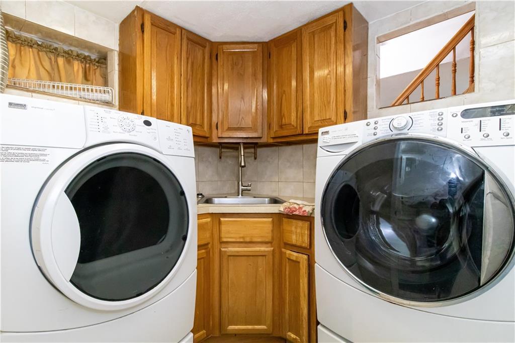 Single Family Narrows  Brooklyn, NY 11209, MLS-877342-25