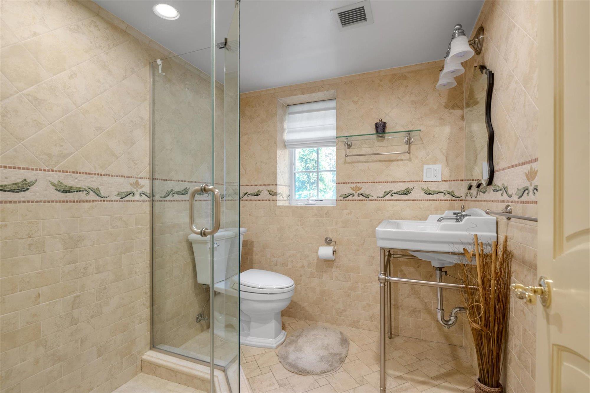 Single Family Hillcrest  Nassau County, NY 11581, MLS-877359-23