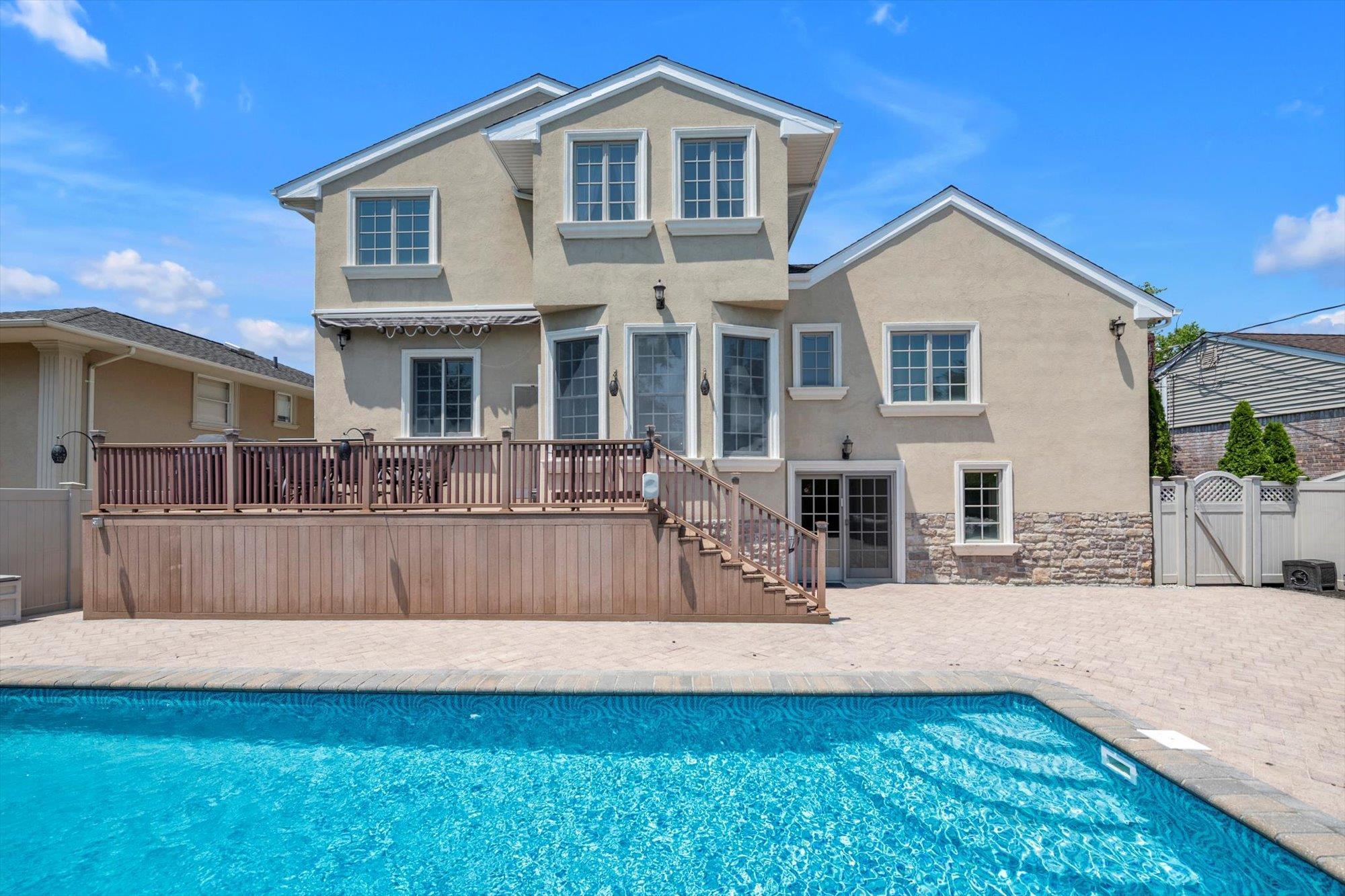 Single Family Hillcrest  Nassau County, NY 11581, MLS-877359-30