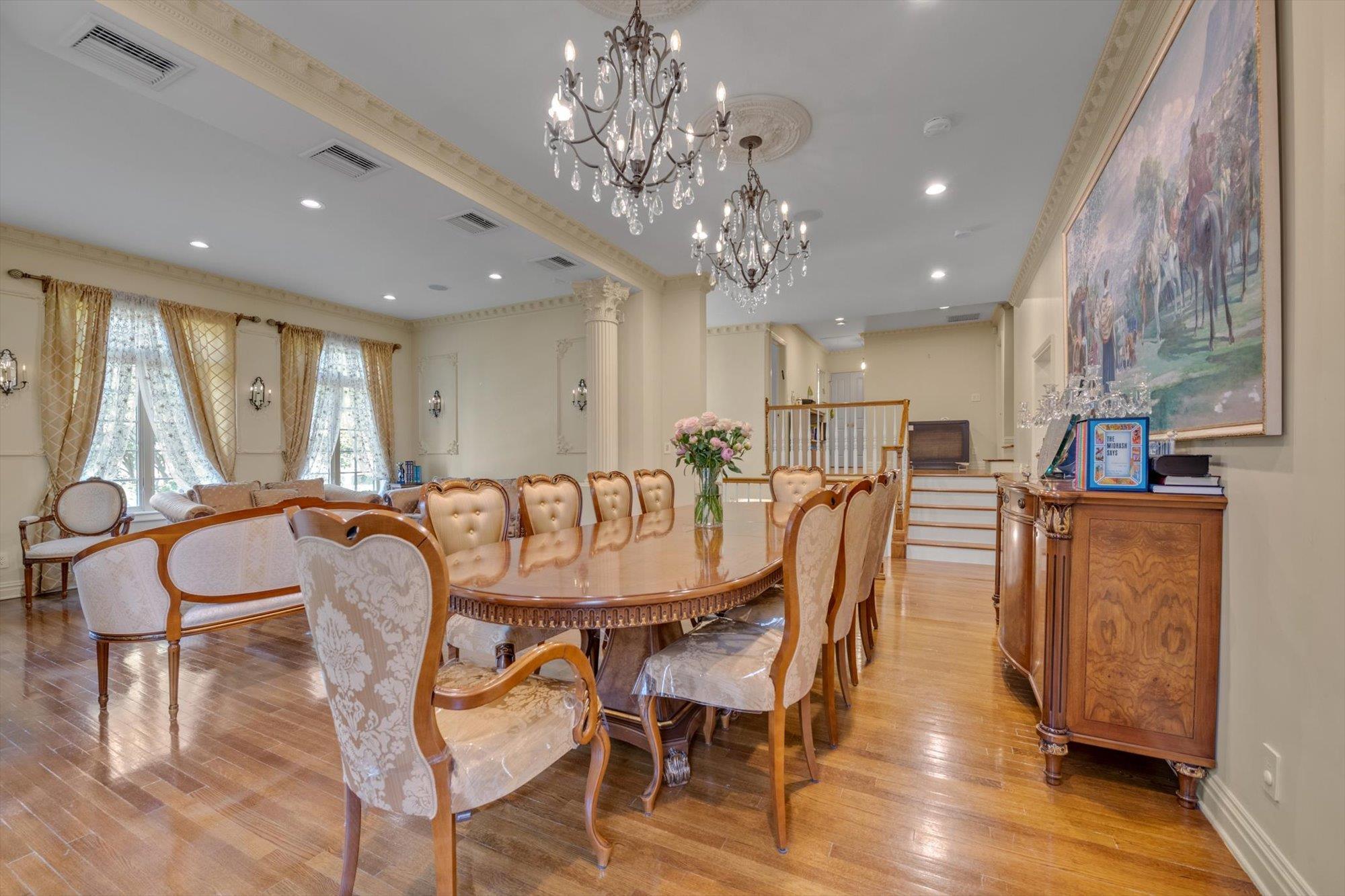 Single Family Hillcrest  Nassau County, NY 11581, MLS-877359-5