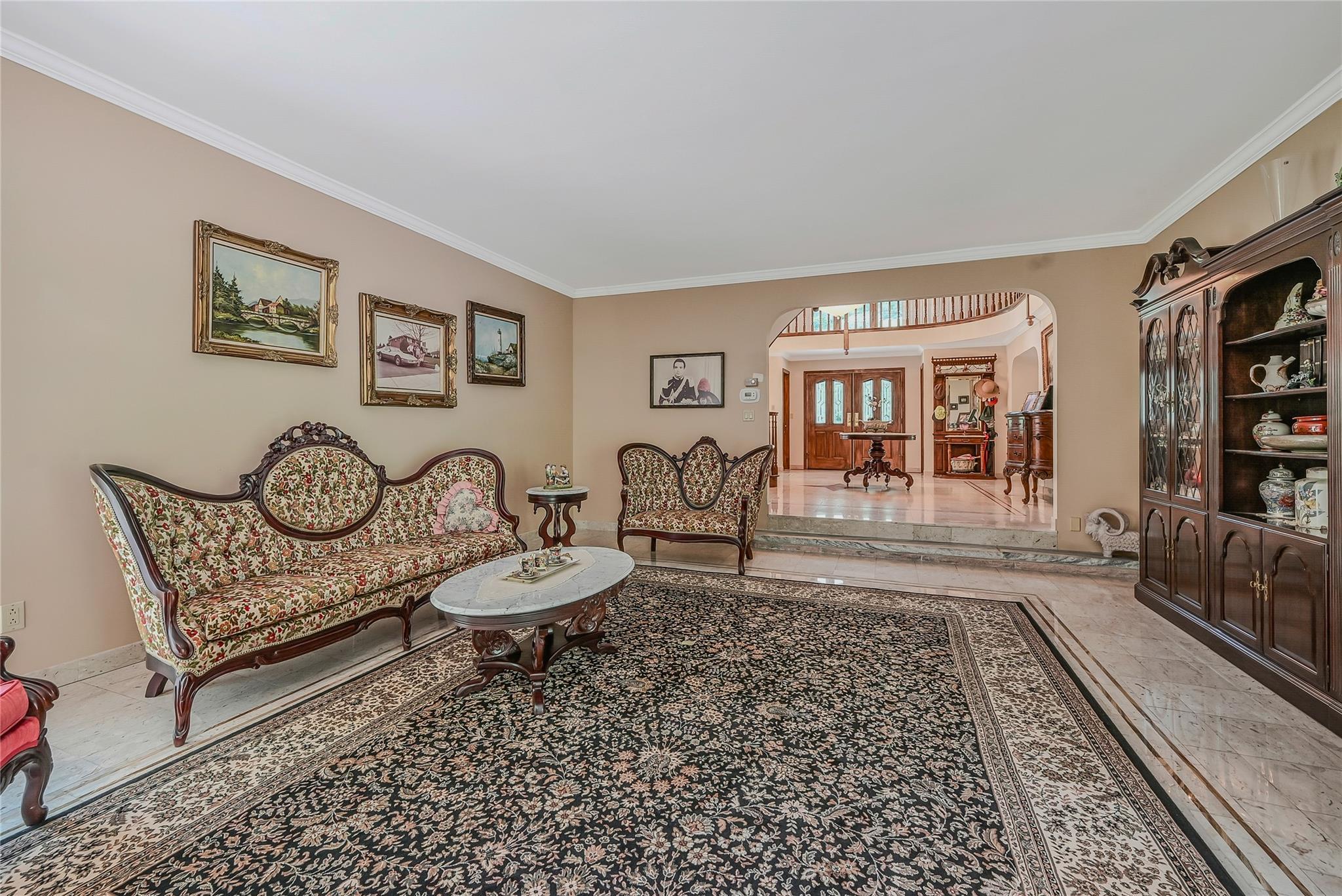 Single Family Laurel Hollow  Nassau County, NY 11791, MLS-877373-12
