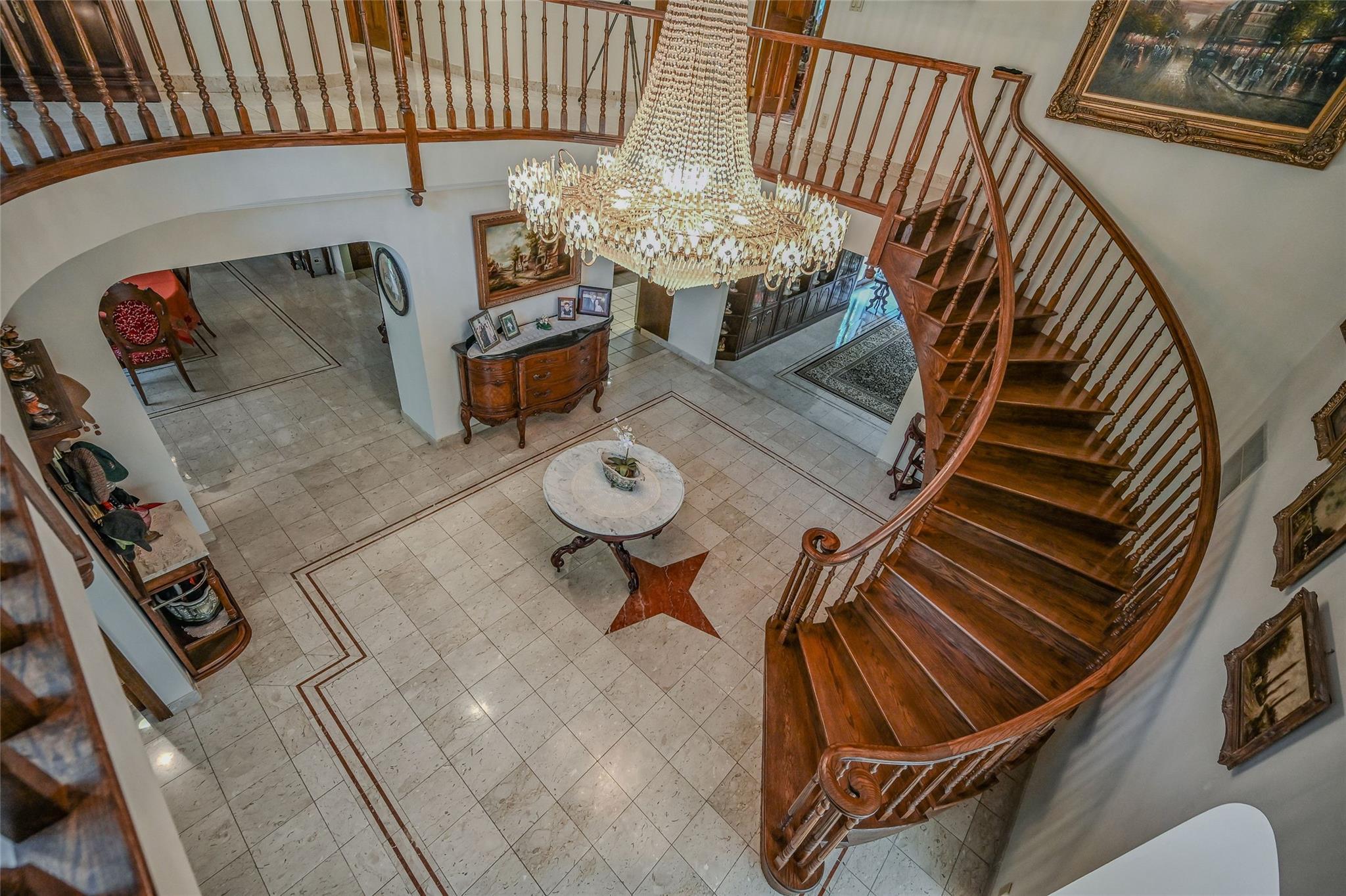 Single Family Laurel Hollow  Nassau County, NY 11791, MLS-877373-21
