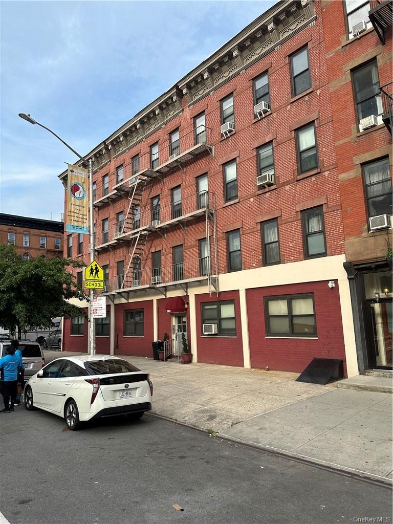 Coop Morningside Avenue  Manhattan, NY 10027, MLS-877377-12