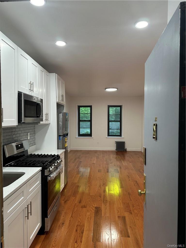 Coop Morningside Avenue  Manhattan, NY 10027, MLS-877377-2