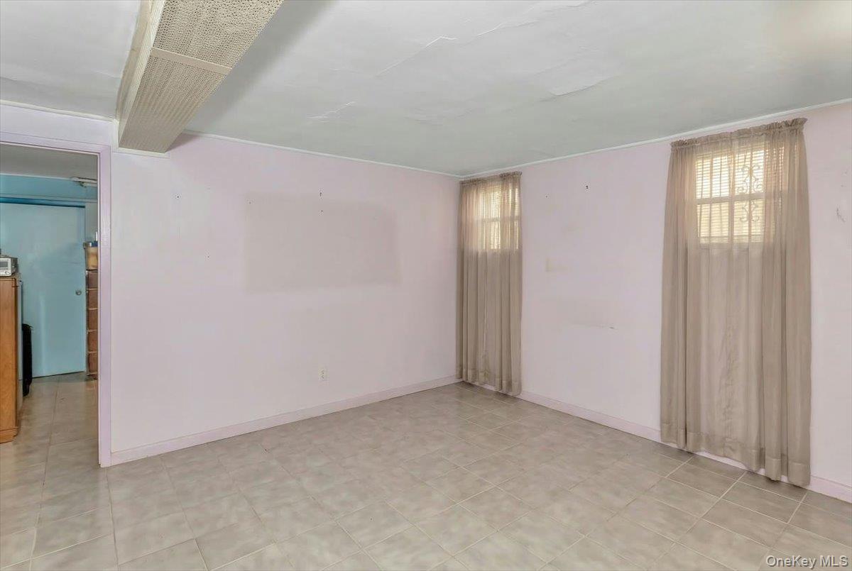 Single Family 83rd  Queens, NY 11370, MLS-877382-22