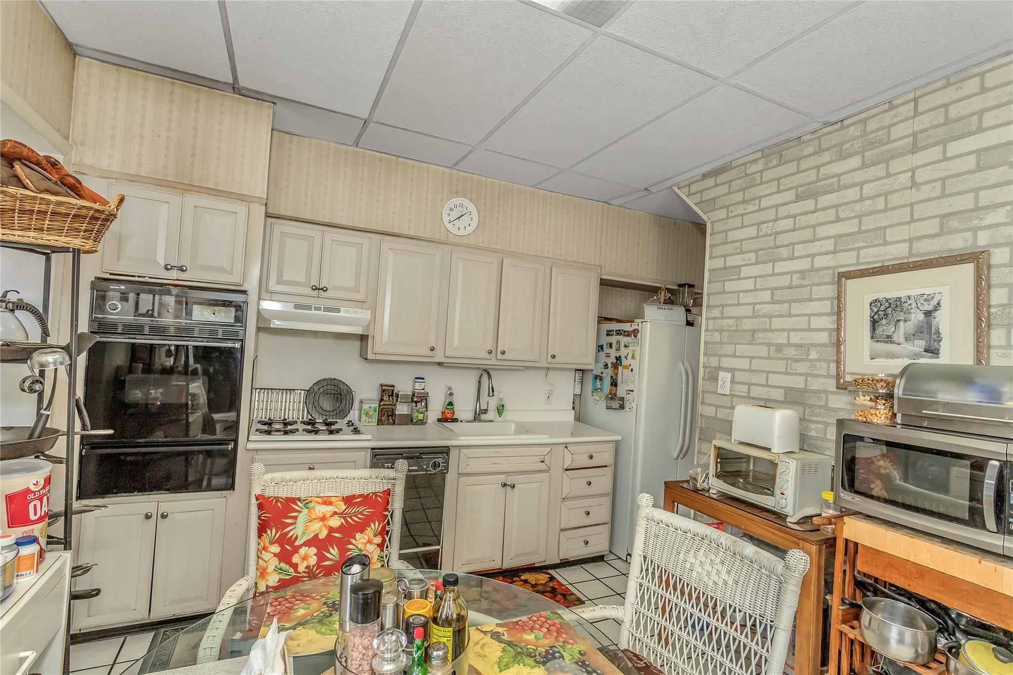 Single Family 83rd  Queens, NY 11370, MLS-877382-7
