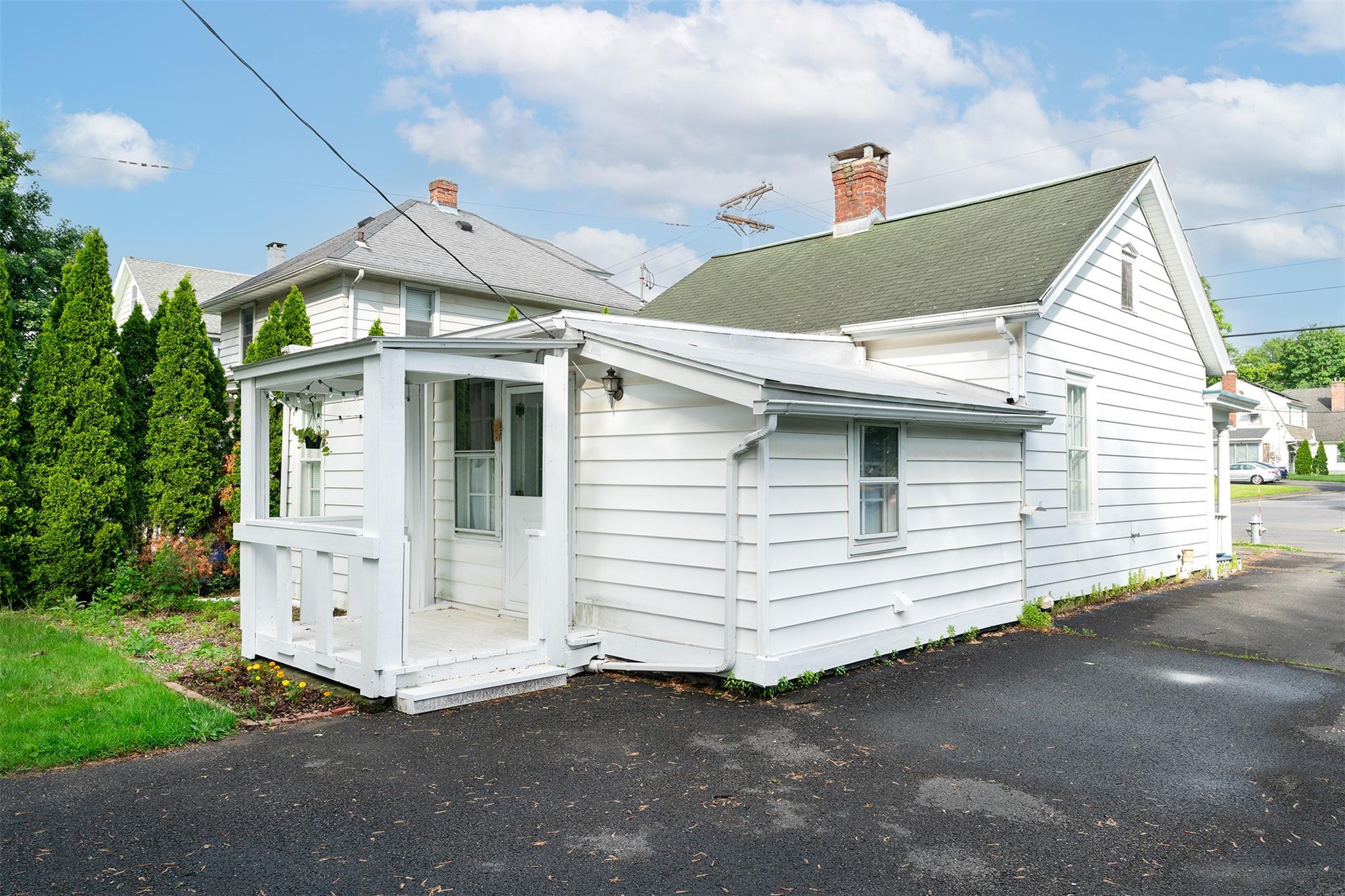 Single Family Pine Grove  Ulster County, NY 12401, MLS-877397-2