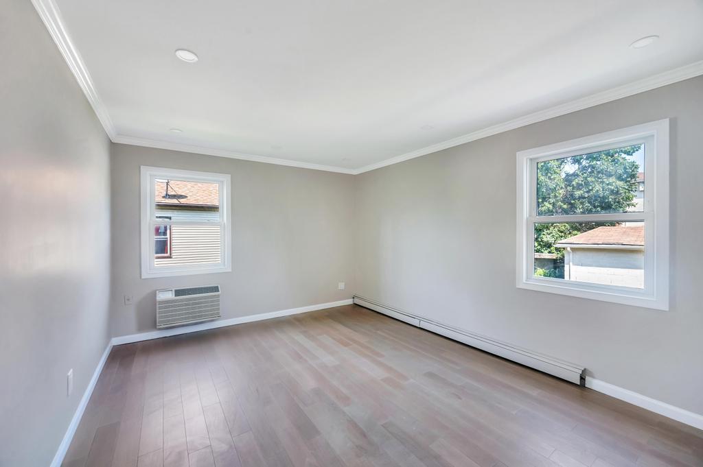 Single Family 229th  Queens, NY 11413, MLS-877410-10
