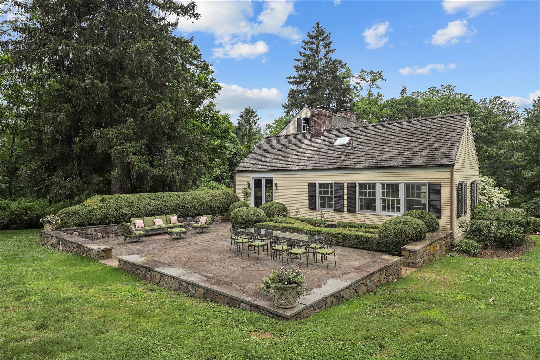 Single Family Twin Lakes  Westchester County, NY 10506, MLS-877420-4