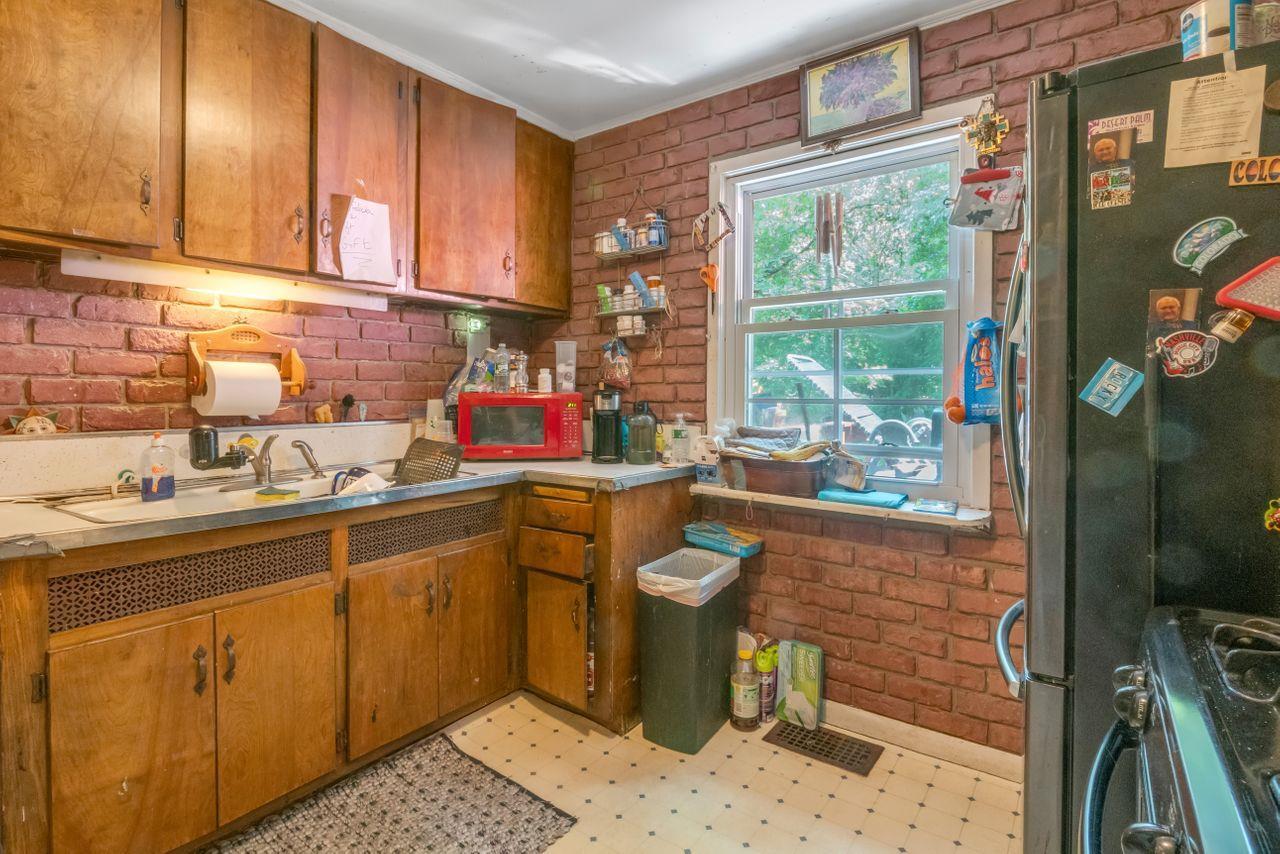 Single Family Gracemere  Westchester County, NY 10591, MLS-877425-35