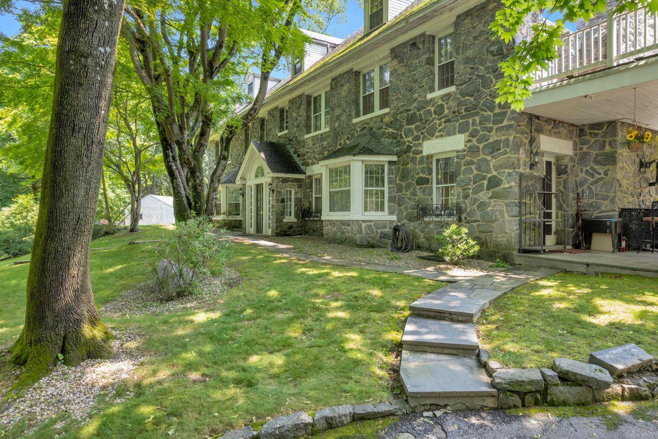 Single Family Gracemere  Westchester County, NY 10591, MLS-877425-7