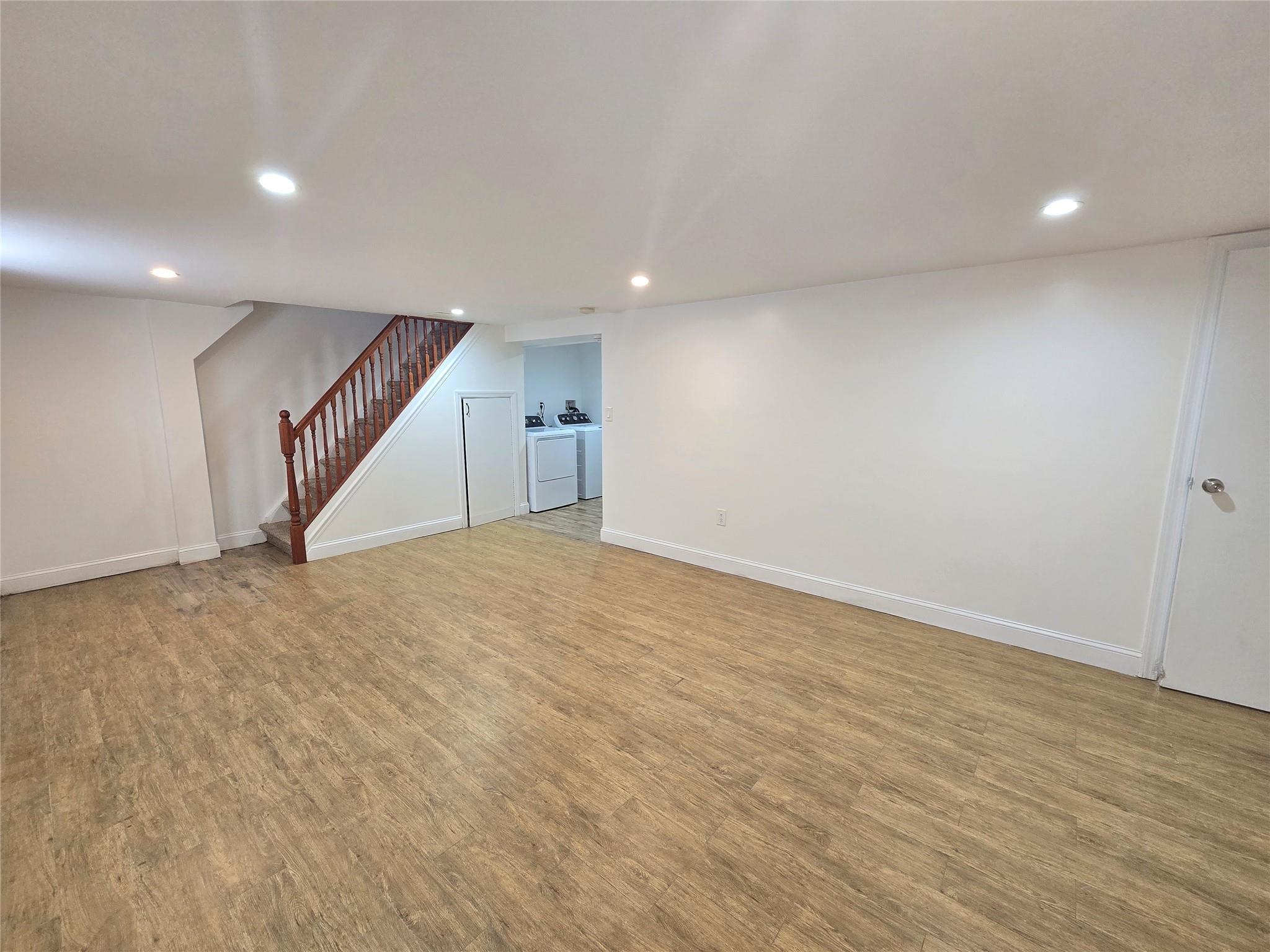Single Family 174th  Queens, NY 11366, MLS-877446-24