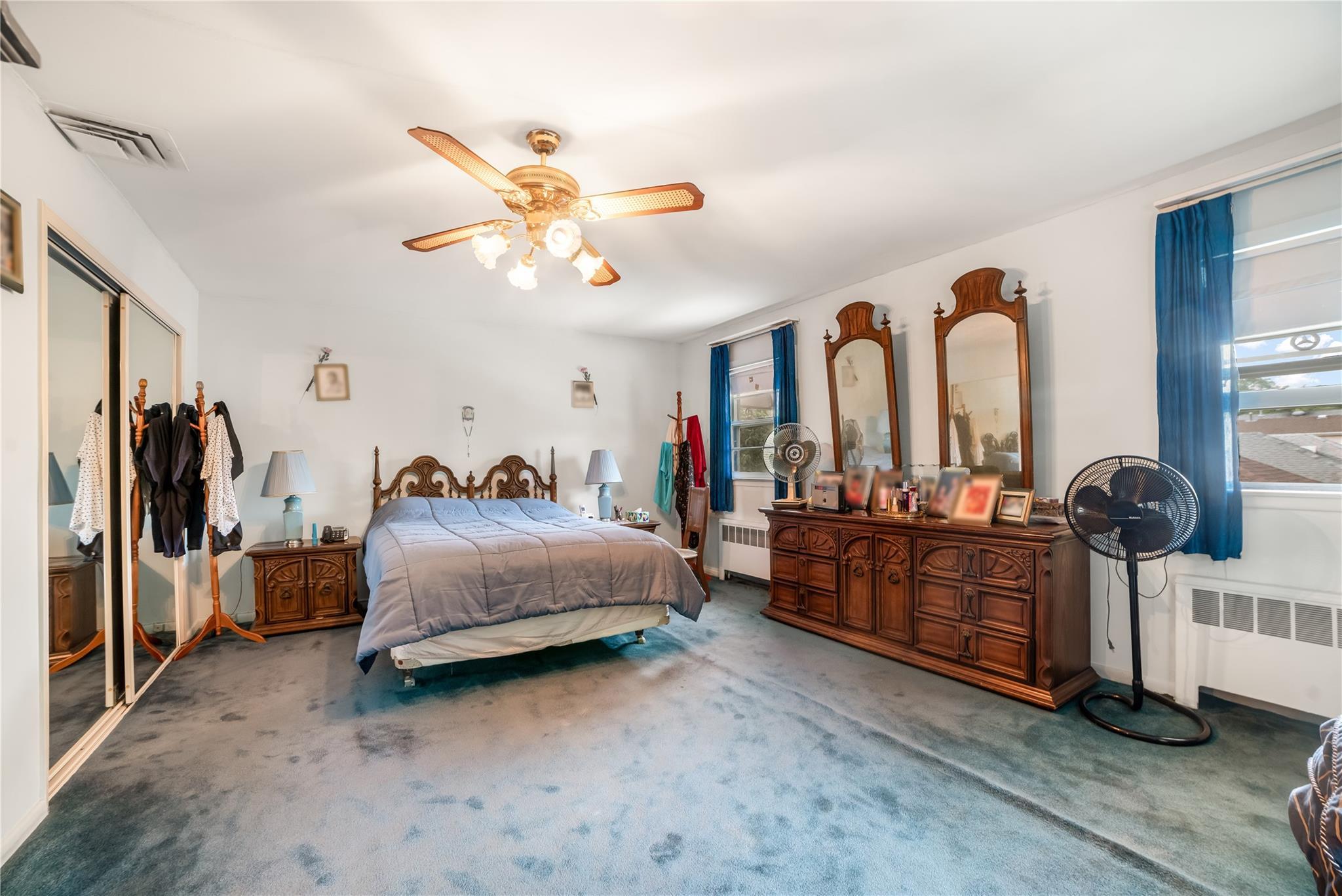 Single Family 250th  Queens, NY 11426, MLS-877447-16
