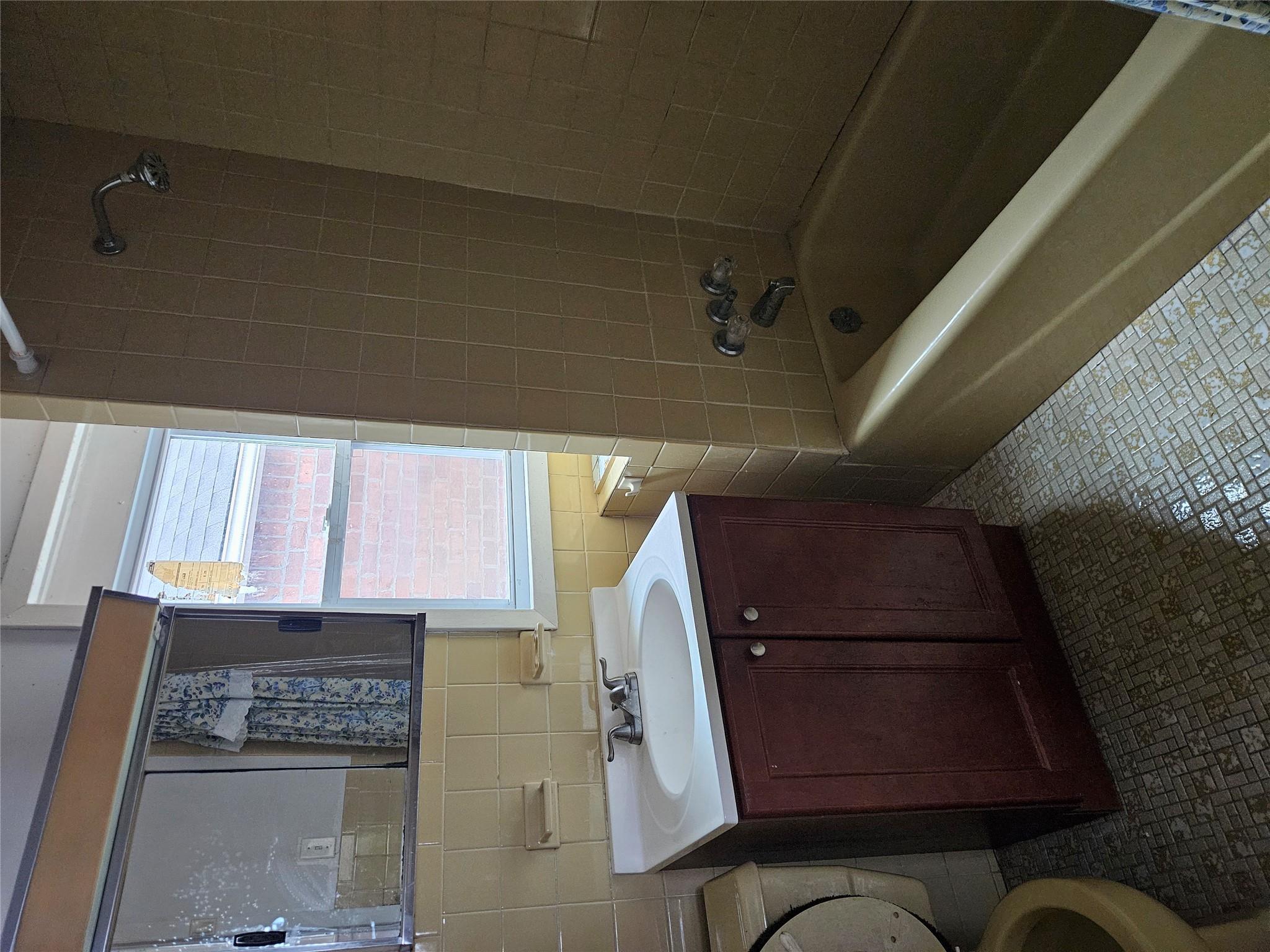 Single Family 184th  Queens, NY 11423, MLS-877459-9