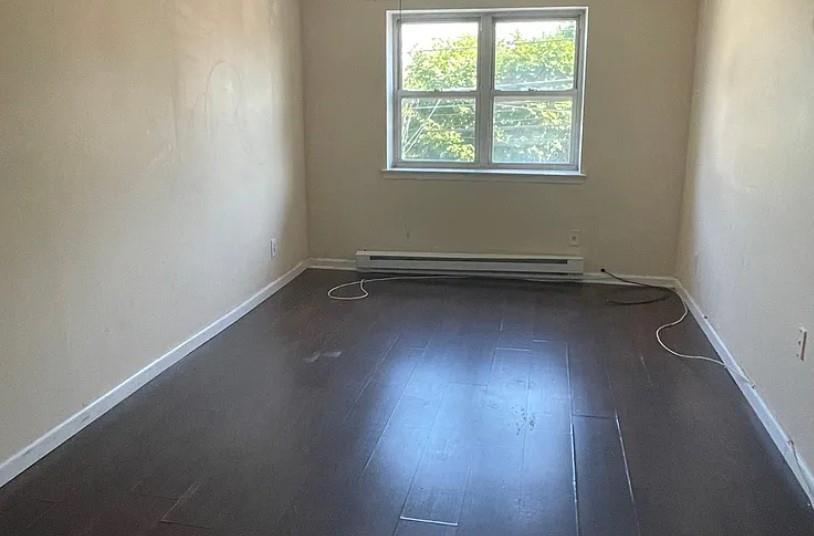 Single Family 35th  Queens, NY 11354, MLS-877461-4