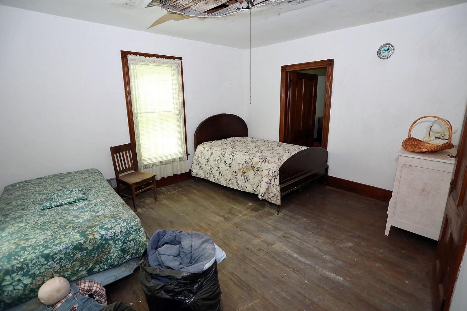 Single Family Parsonage  Sullivan County, NY 12726, MLS-877470-17