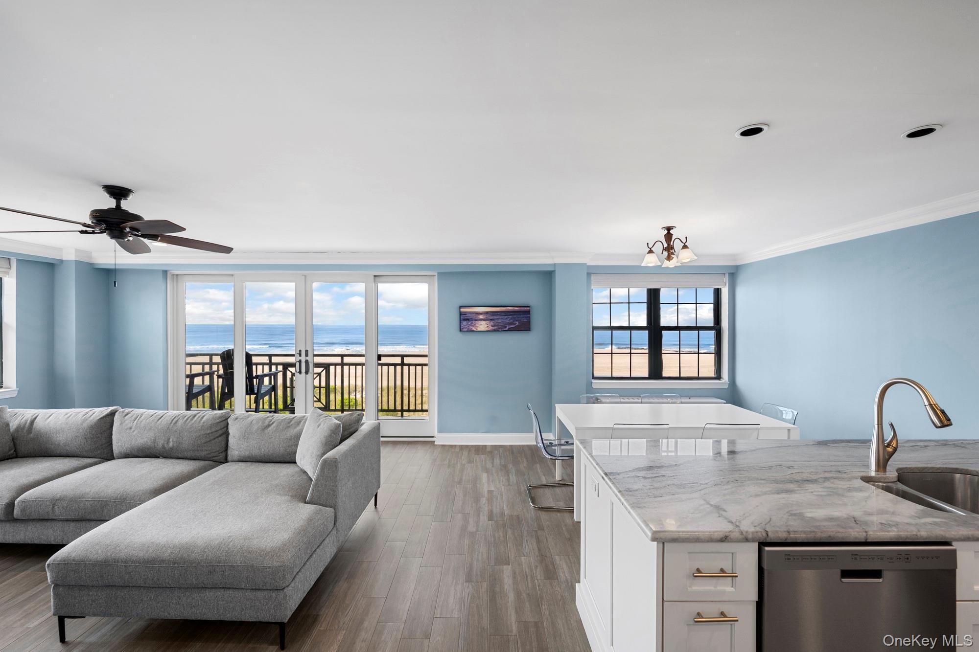 Condo Broadway  Nassau County, NY 11561, MLS-877508-5