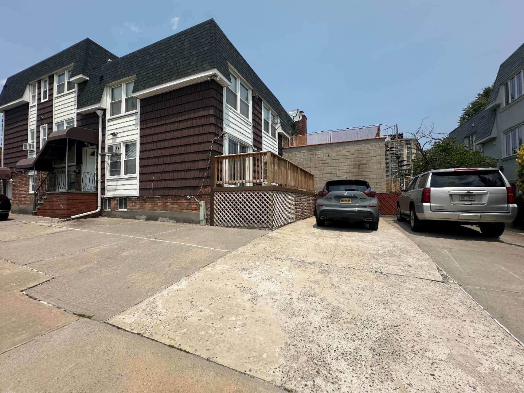 Single Family 18th  Queens, NY 11360, MLS-877512-2